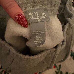 Woman’s gray size Small sweatpants